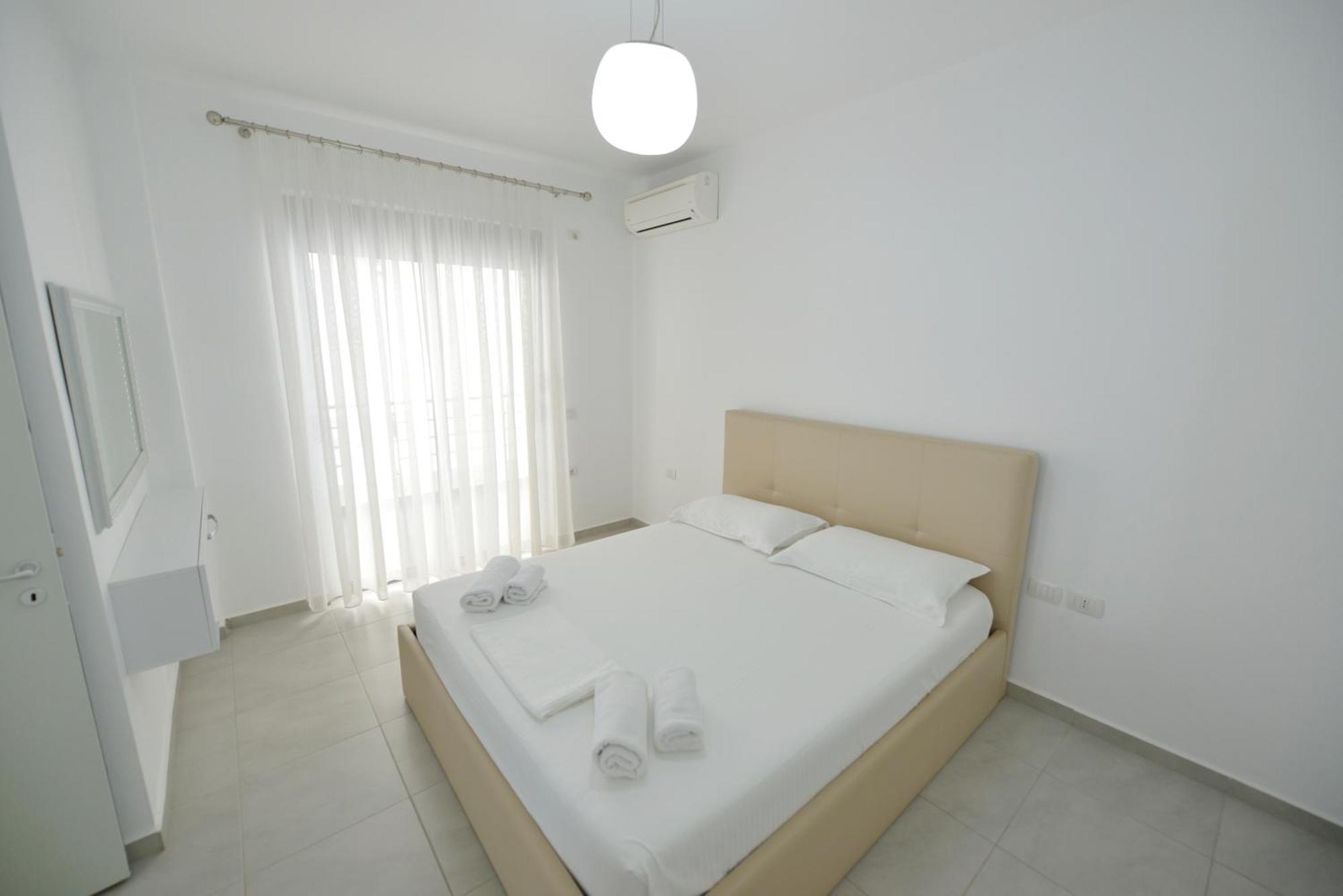 Aparthotel Miramare Sarandë Exterior foto