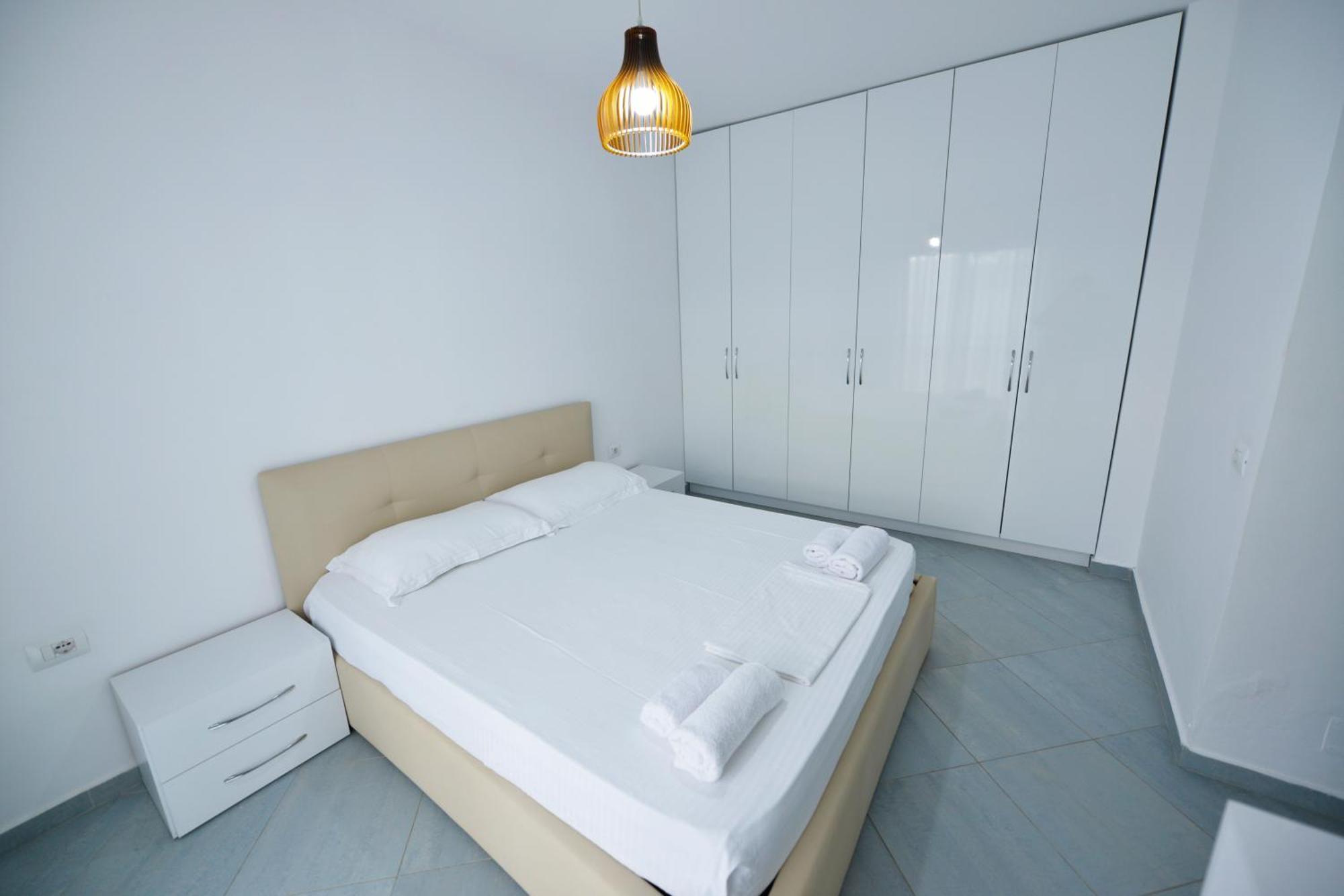 Aparthotel Miramare Sarandë Exterior foto