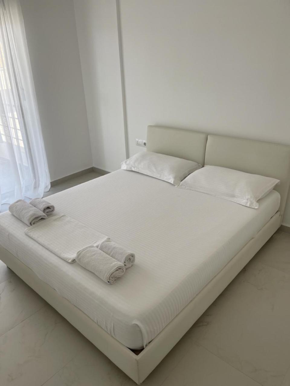 Aparthotel Miramare Sarandë Exterior foto