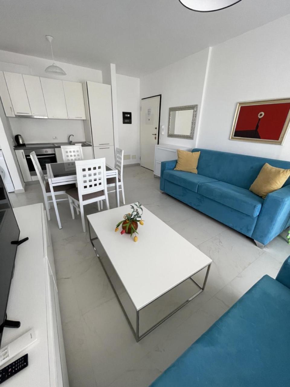 Aparthotel Miramare Sarandë Exterior foto